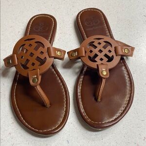Brown Daisy Fuentes sandals